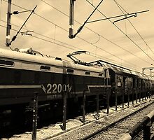 Vanishing Train by VTimesV
