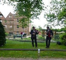 Traditional Music by Marion Throup