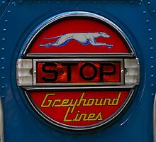 GMC PD 3751 Greyhound Bus stop sign (1947) by Frits Klijn (klijnfoto.nl)