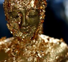 gold buddah by ratto