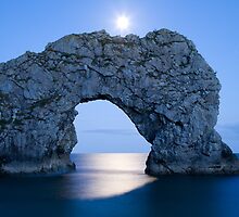 Under the moonlight by Ian Middleton