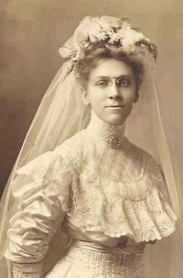 artwhiz47 › Portfolio › Cousin Lu ~ Bride-To-Be, 1908 artwhiz47 › Portfolio › Cousin Lu ~ Bride-To-Be, 1908