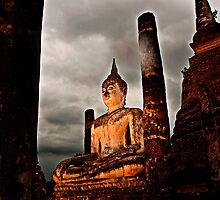 Sunset Buddah in Sukothai by Duane Bigsby