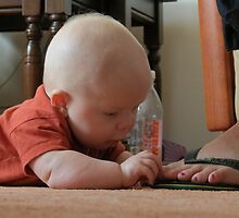 'Hey Mom, you have to polish your nails again...' by Hans Bax