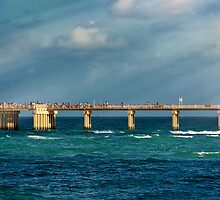 Newport Fishing Pier by DDMITR