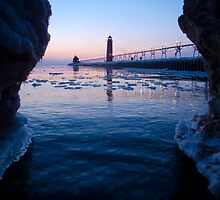 Grand Haven lighthouse with Cool Frame by MamiyaMan