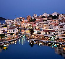 Blue hour in Agios Nikolaos by Hercules Milas
