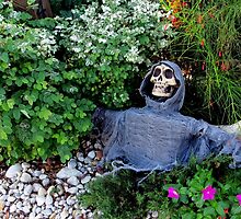 What Grows In YOUR Garden? by AuntDot
