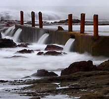 Seaside pool at Eden by Darren Stones