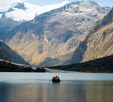 Laguna Chinaccocha, Huaraz, Peru by juan jose Gabaldon