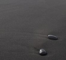 Where the world ends, stones by Valérie Abella