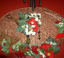 Homemade Christmas Plaquard - on sprayed polystyrene and metal weaved frame by anaisnais