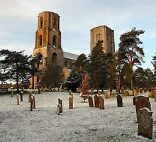 Dusting of snow at Wymondham Abbey by Shaun Whiteman