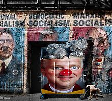 Glenn Beck: Thoughts Outside The Box. by Alex Preiss