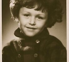 3262 .My happy childhood - 1957 . Doktor Faustus Life Book Story. Favorites: 8 Views: 2299 . FAMILY PHOTOGRAPHY. Hold Your Memories. Buy what you like! by © Andrzej Goszcz,M.D. Ph.D